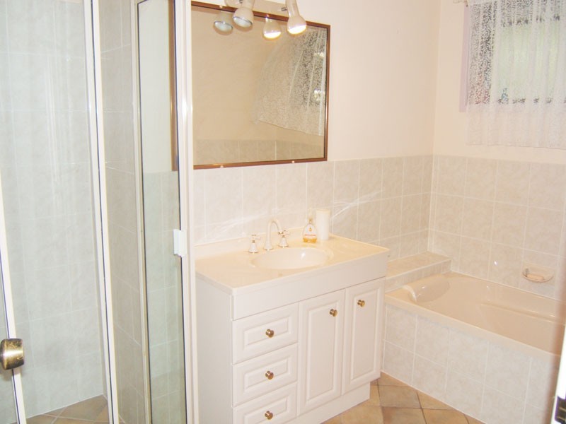 Warana QLD 4575