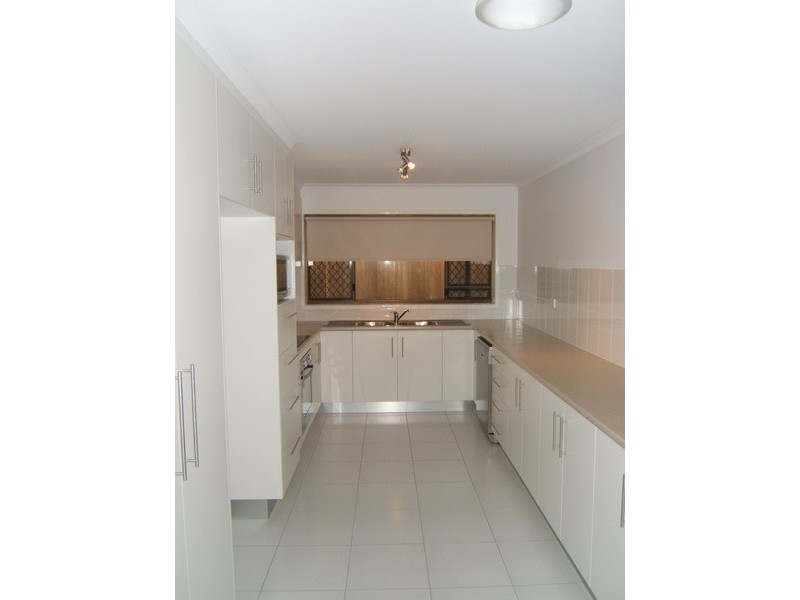 119 Lowanna Dv, Buddina QLD 4575