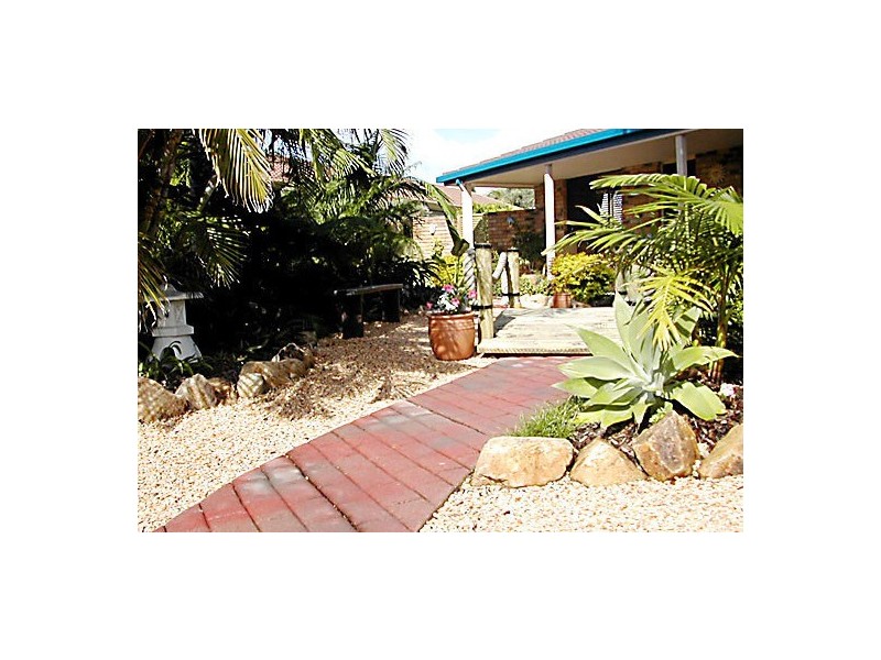 5 Kite St, Buddina QLD 4575