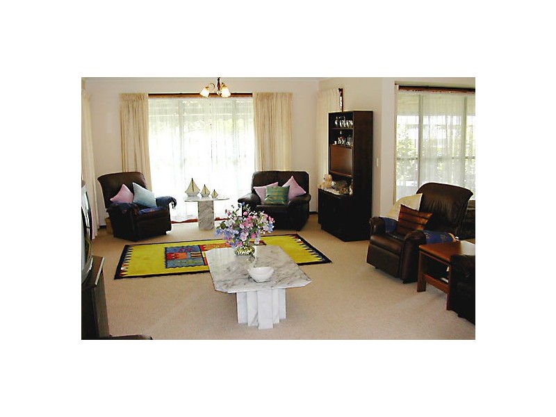 72 Lowanna Drv, Buddina QLD 4575