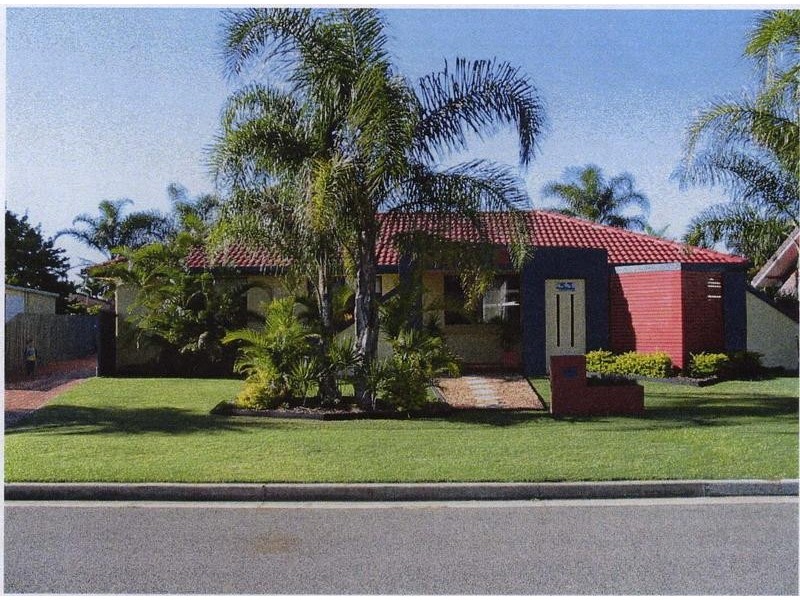53 Sunbird Chase, Buddina QLD 4575
