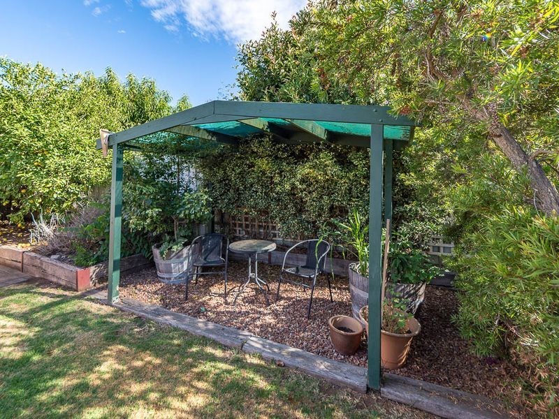 6 Symonds Drive, Mount Barker SA 5251
