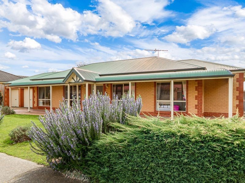 11 Tate Avenue, Mount Barker SA 5251