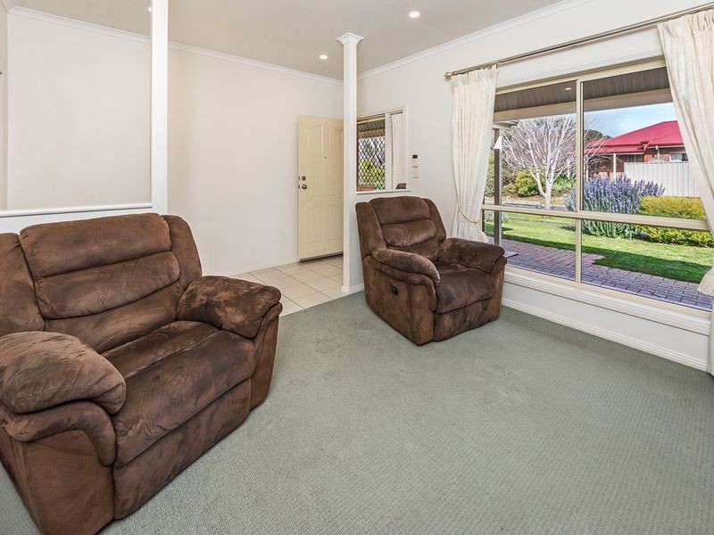 11 Tate Avenue, Mount Barker SA 5251