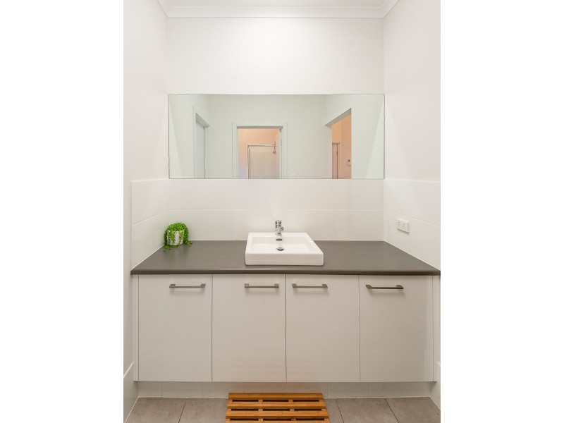 18 Kangaroo Terrace, Mount Barker SA 5251