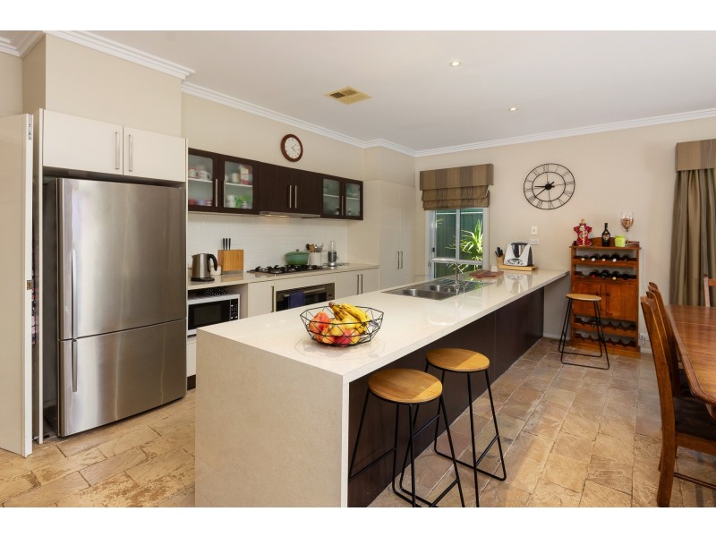 16 Barton Circuit, Mount Barker SA 5251