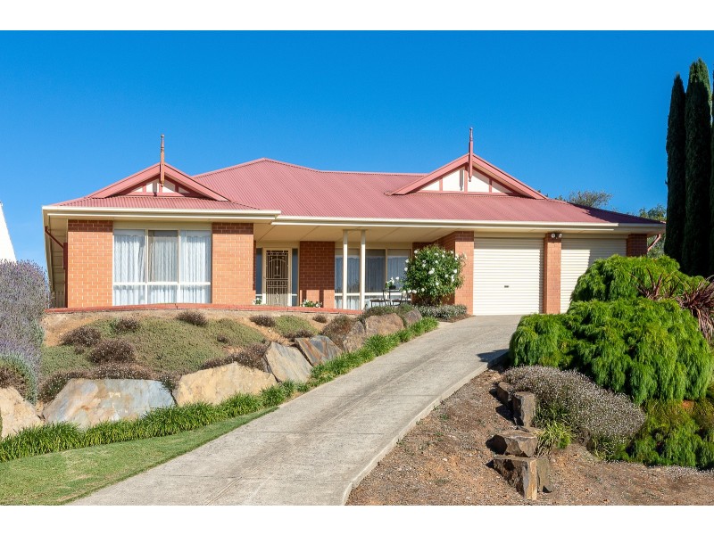 4 Lorikeet Road, Mount Barker SA 5251