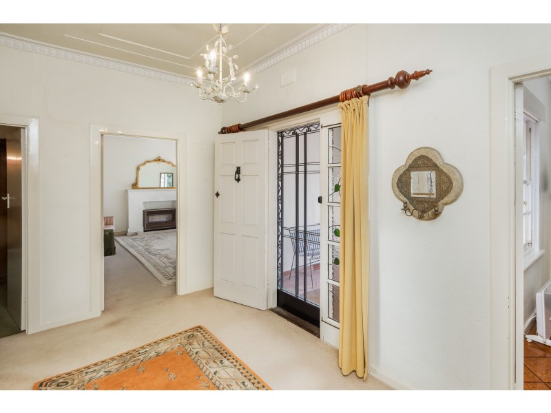 18 Waverley Ridge Road, Stirling SA 5152