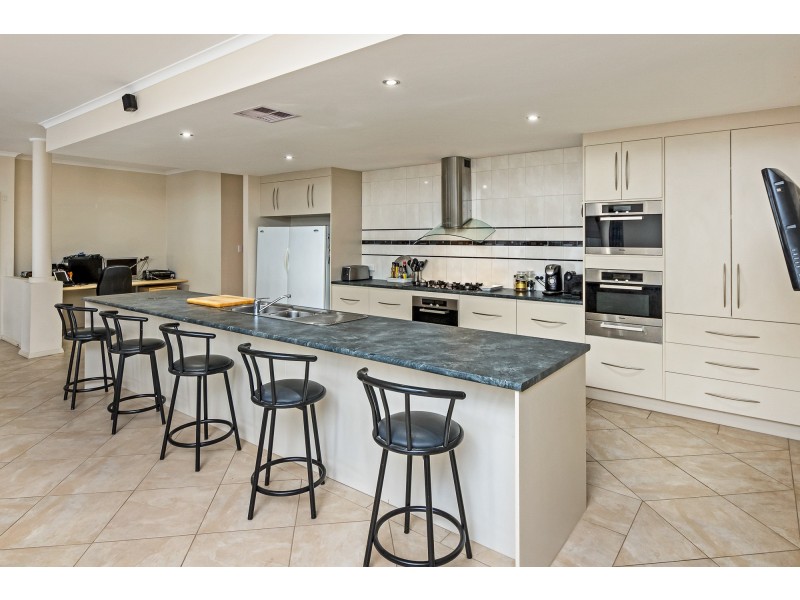 39 Wirrinilla Drive, Macclesfield SA 5153