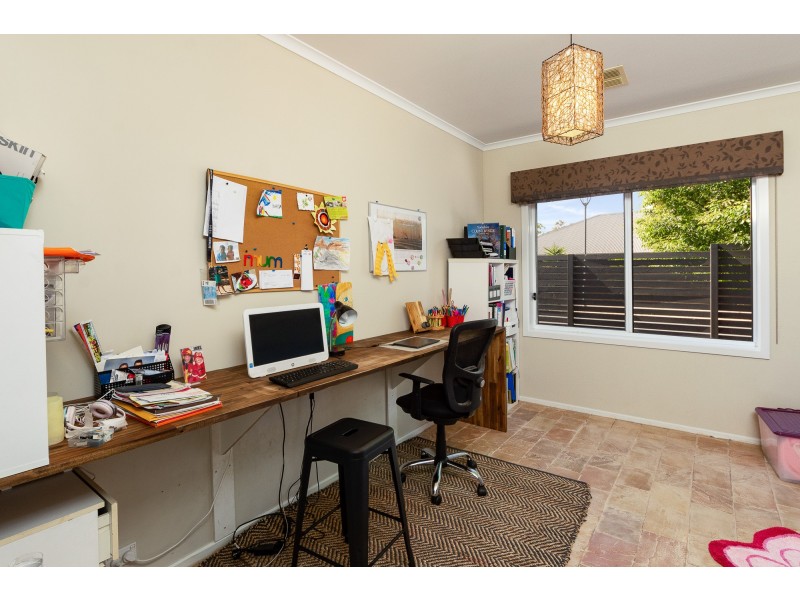 16 Barton Circuit, Mount Barker SA 5251