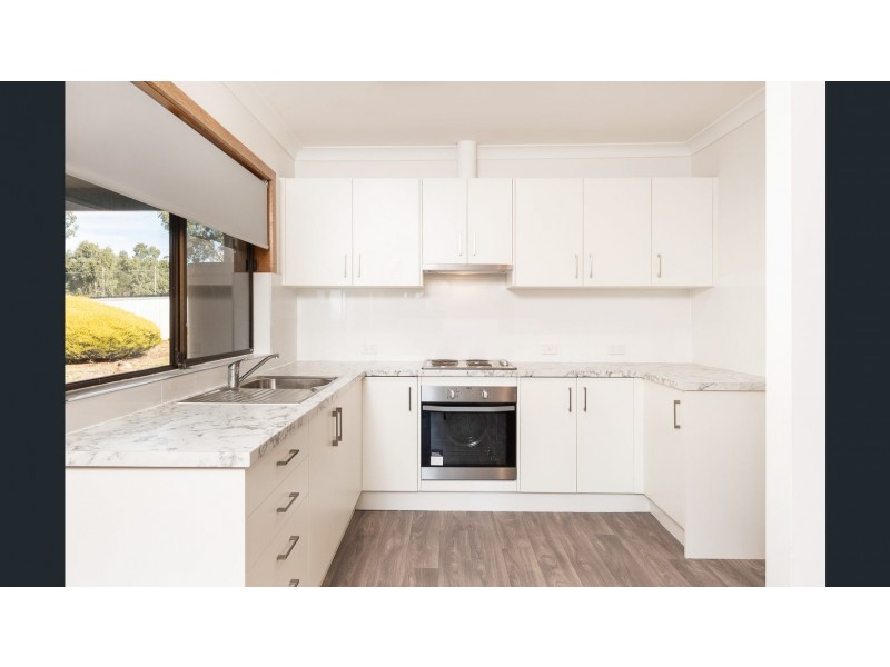 9 Caledonia Avenue, Woodside SA 5244