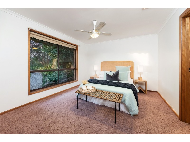5 St Georges Court, Morphett Vale SA 5162