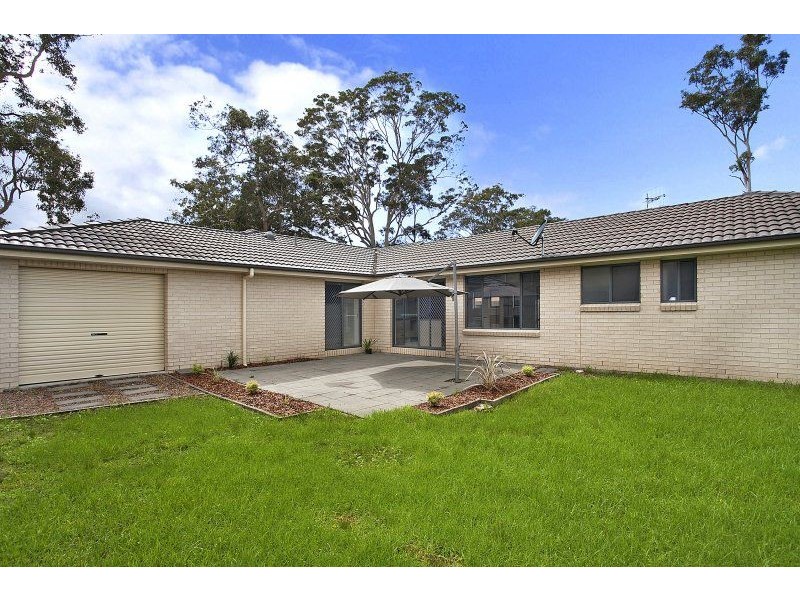 8 Albert Warner Drive, Warnervale NSW 2259