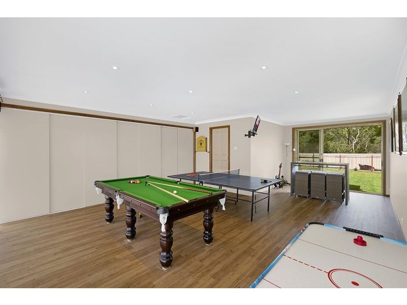 9 Travis Place, Buff Point NSW 2262
