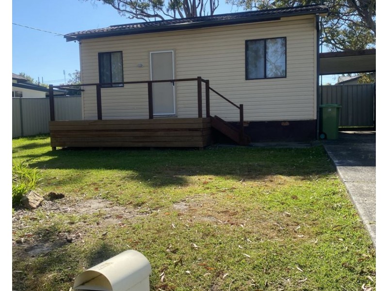 35 McKellar Boulevard, Blue Haven NSW 2262