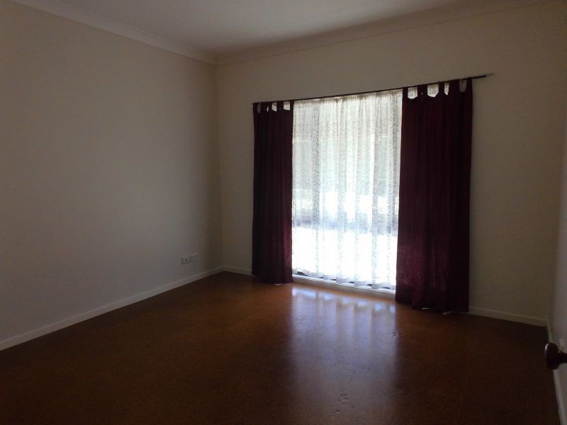16 Railway Street, Wyee Point NSW 2259