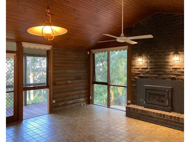 5 Marion Place, Jilliby NSW 2259