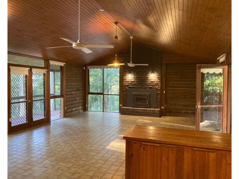 5 Marion Place, Jilliby NSW 2259