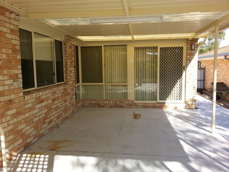 129 Roper Road, Blue Haven NSW 2262