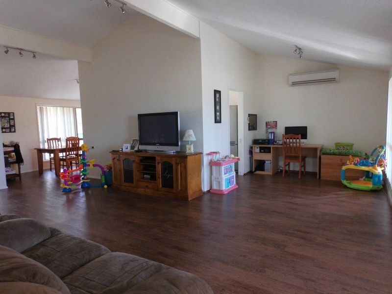 7 Boikonumba Road, Wyee NSW 2259
