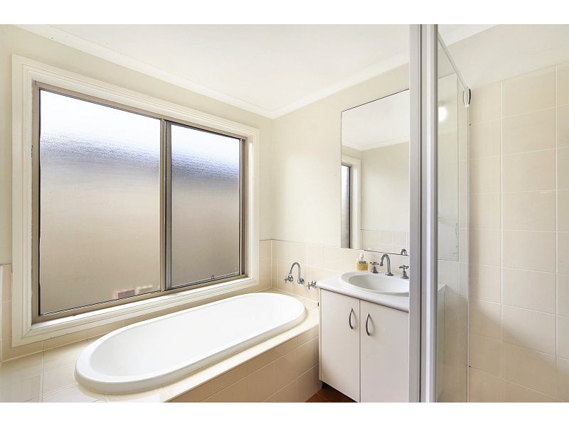 7 Ivory Crescent, Woongarrah NSW 2259