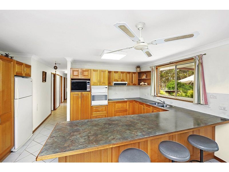 14 Rutleys Road, Wyee NSW 2259