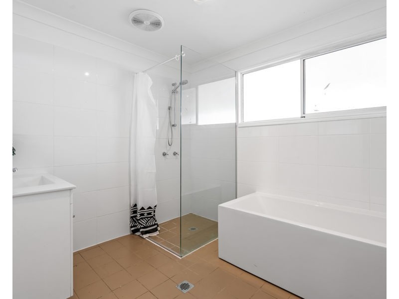 39 Jabbarup Rd, Wyee NSW 2259