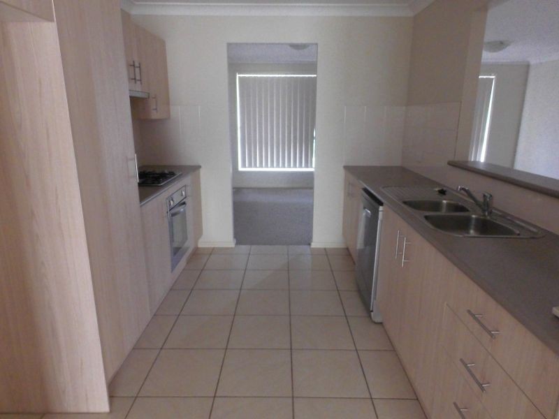 31 Wallum Crescent, Woongarrah NSW 2259