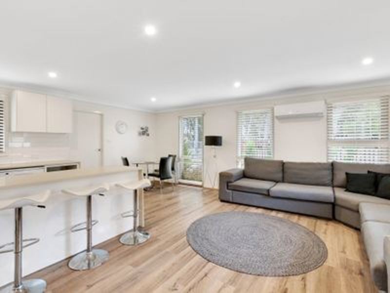 84 Vales Road, Mannering Park NSW 2259