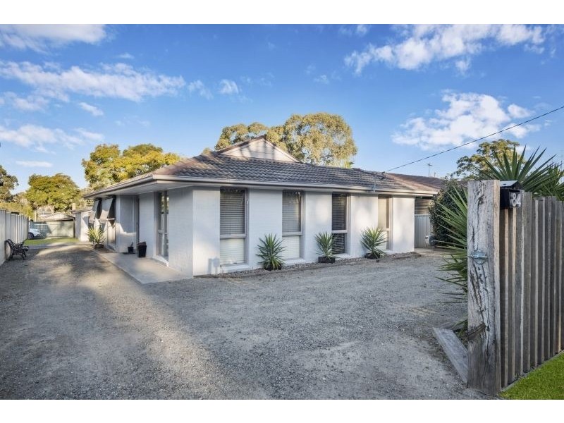 84 Vales Road, Mannering Park NSW 2259
