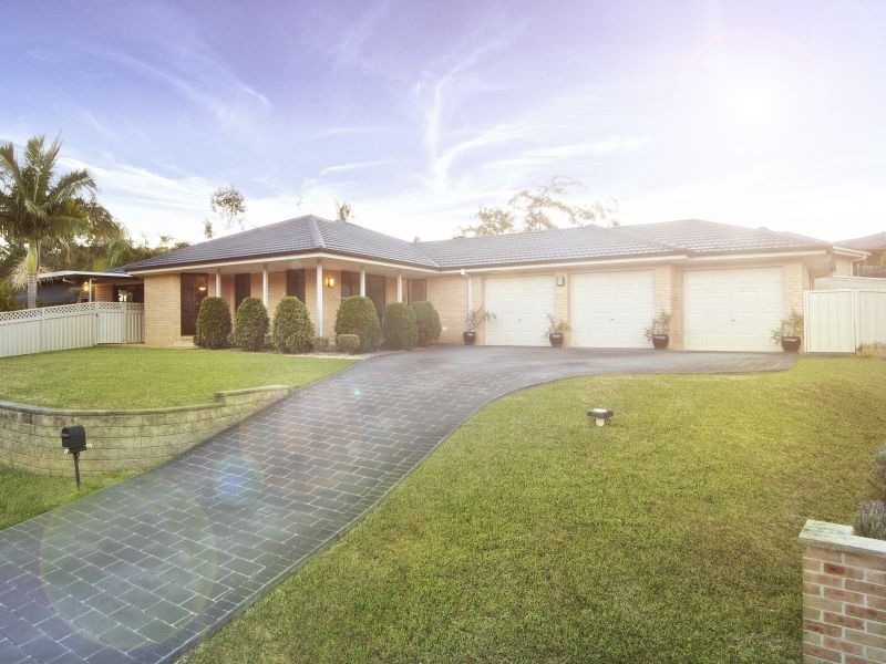 40 Mulwala Drive, Wyee Point NSW 2259