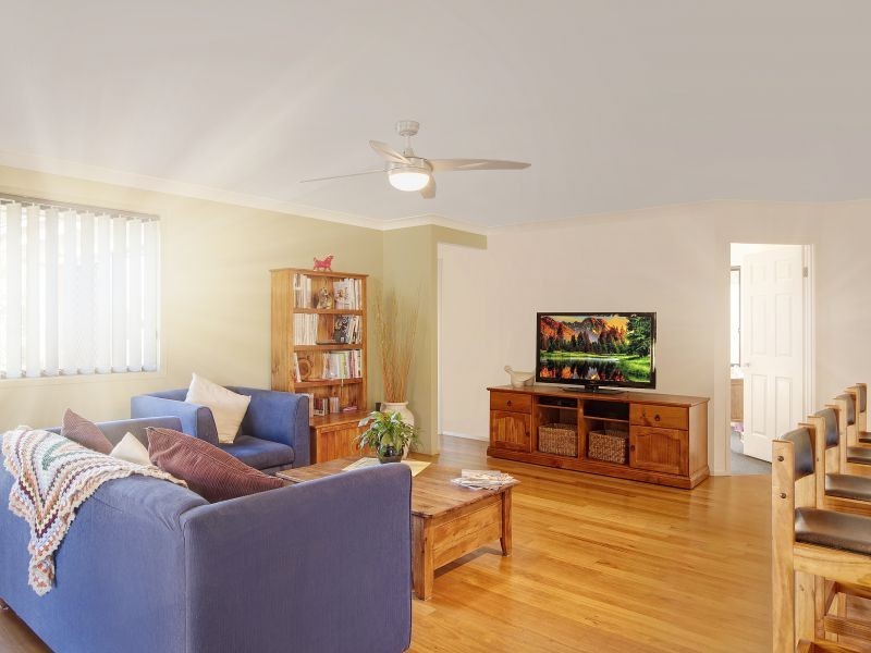 40 Mulwala Drive, Wyee Point NSW 2259