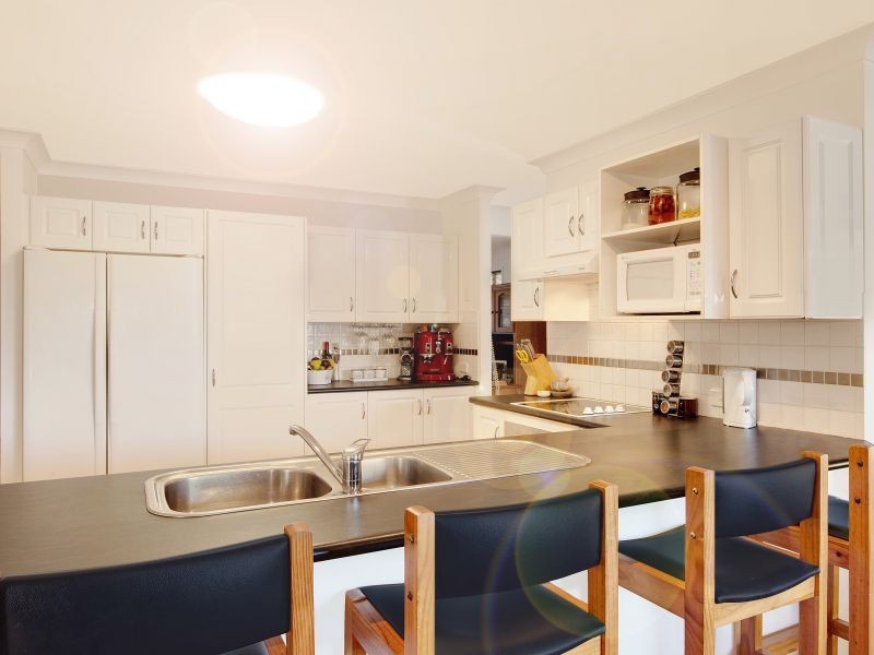 40 Mulwala Drive, Wyee Point NSW 2259