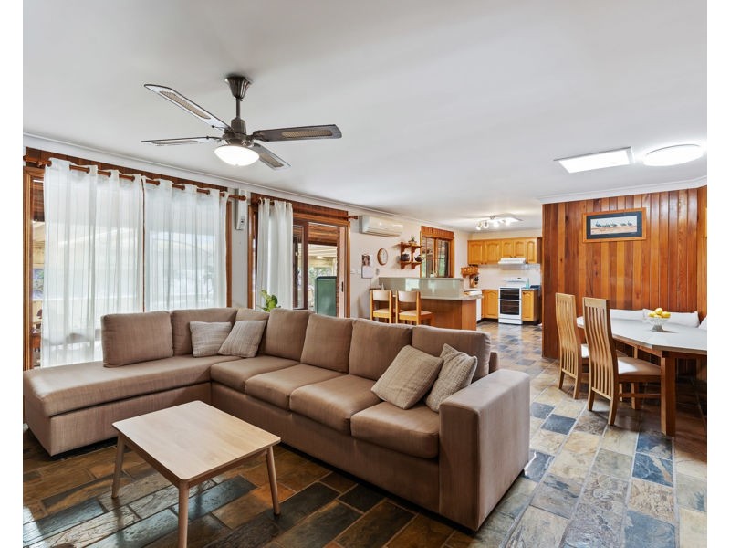 20 Larapinta Drive, Wyee Point NSW 2259