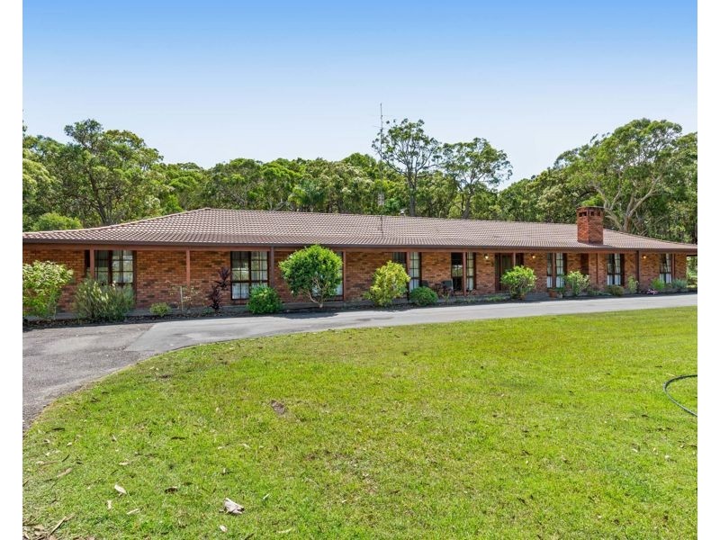 20 Larapinta Drive, Wyee Point NSW 2259