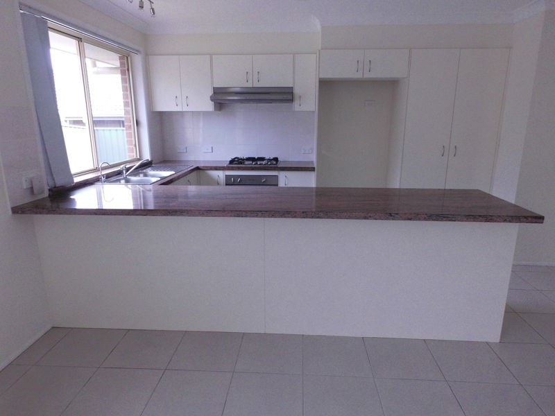 2 Dell Close, Hamlyn Terrace NSW 2259