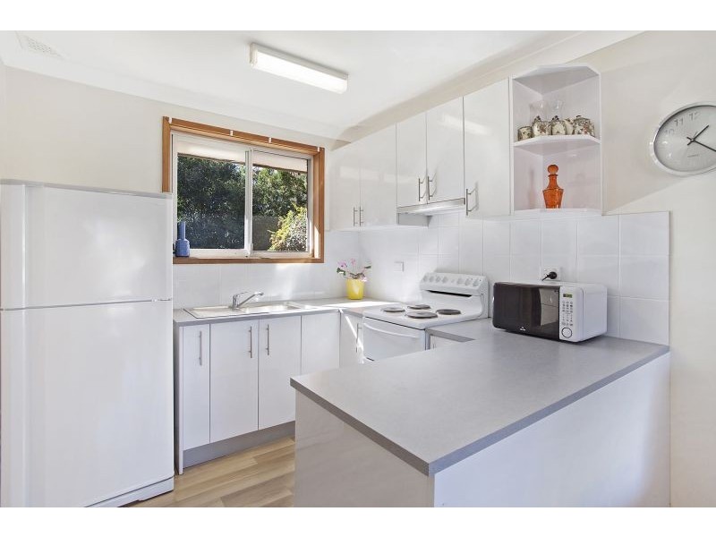 29 Lake Street, Wyee Point NSW 2259