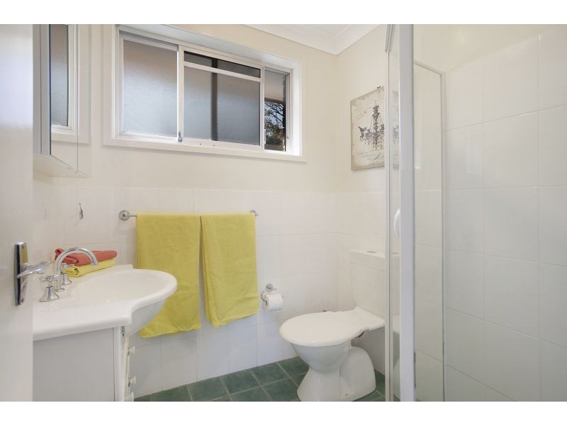 29 Lake Street, Wyee Point NSW 2259