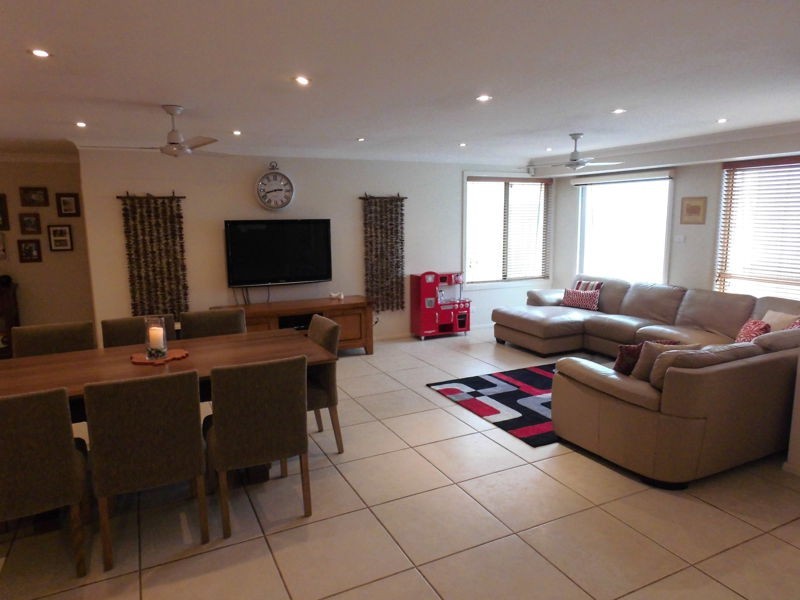 4 Mulwala Drive, Wyee Point NSW 2259