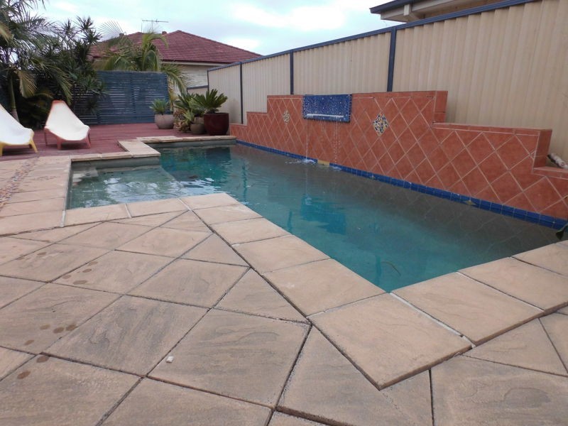 4 Mulwala Drive, Wyee Point NSW 2259