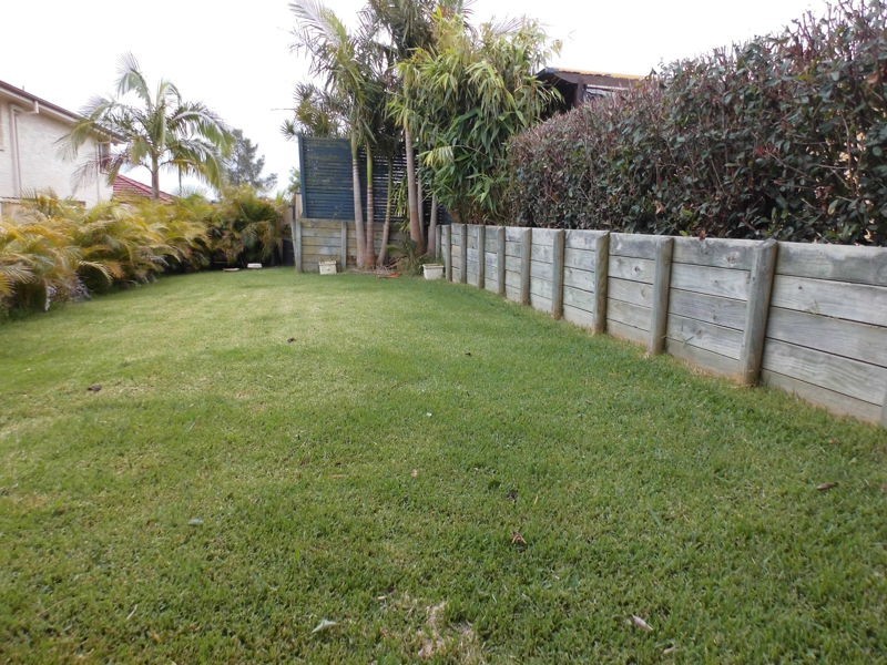 4 Mulwala Drive, Wyee Point NSW 2259