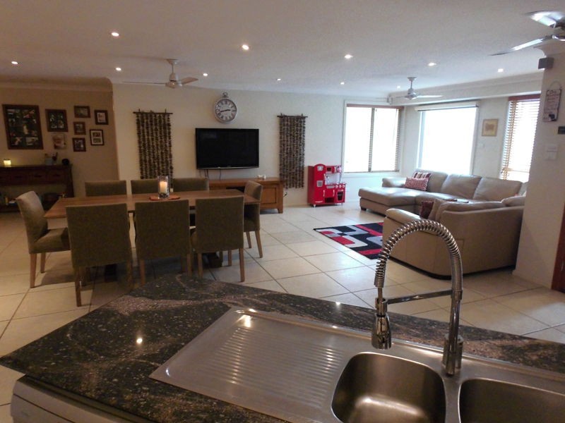 4 Mulwala Drive, Wyee Point NSW 2259