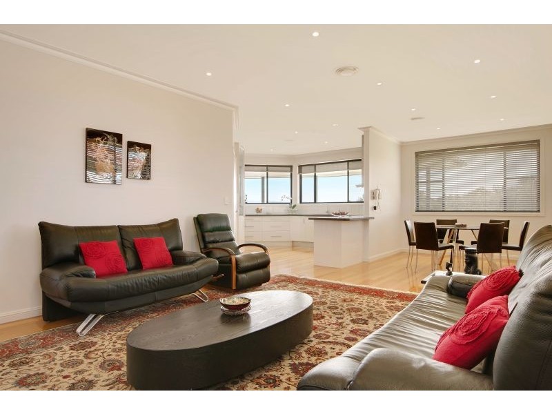 36 Wymeera Circuit, Wyee Point NSW 2259