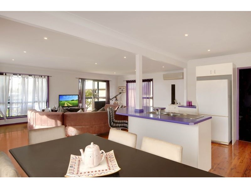 15 Summerhayes Road, Wyee NSW 2259