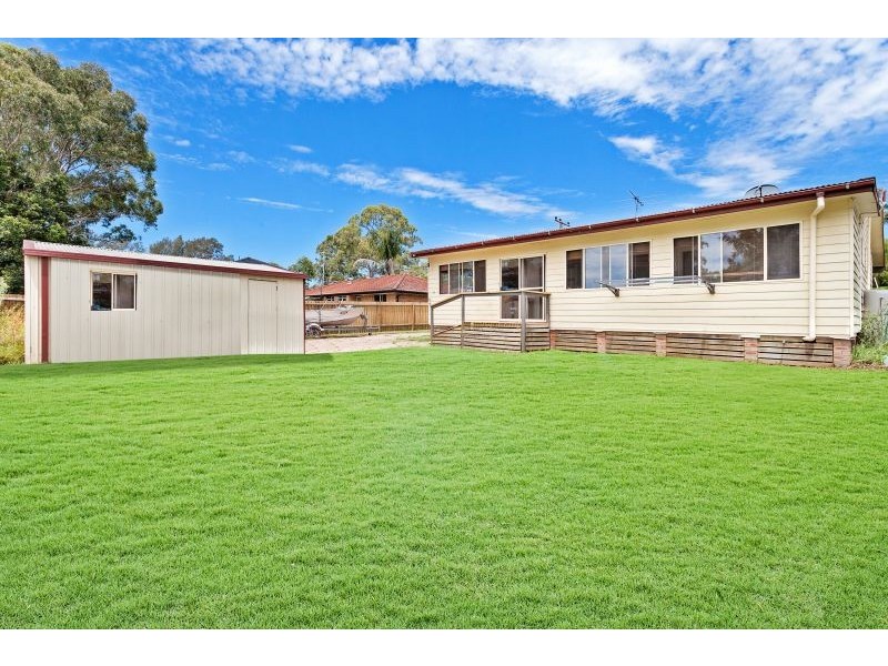 9 Lake Street, Wyee Point NSW 2259