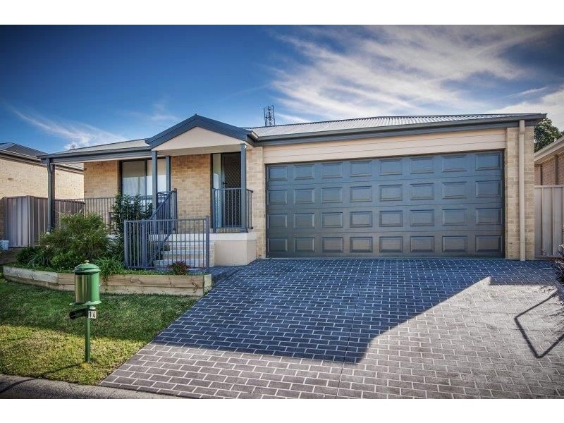14 Roanoke Drive, Lake Munmorah NSW 2259