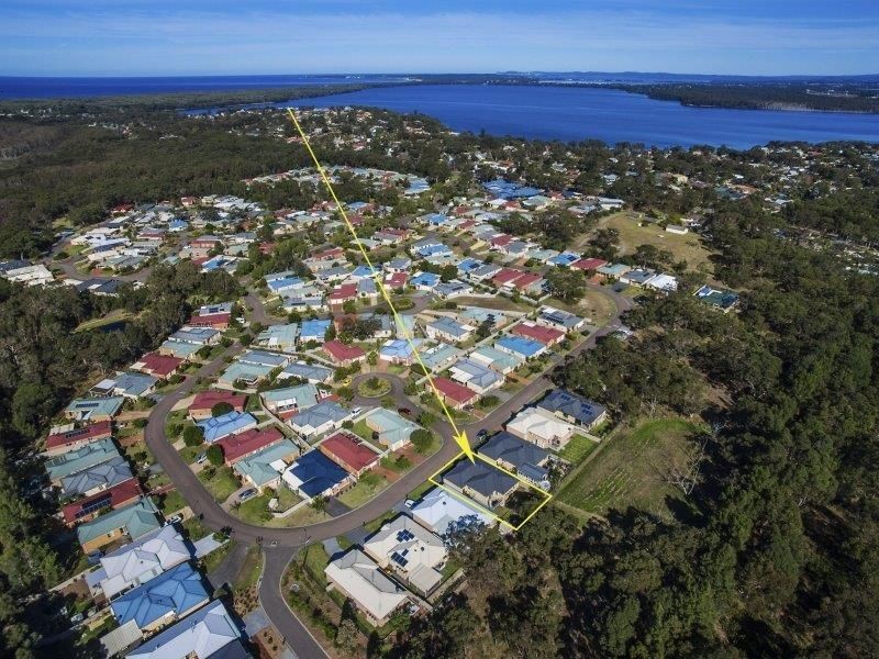 14 Roanoke Drive, Lake Munmorah NSW 2259