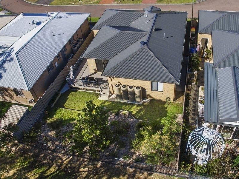 14 Roanoke Drive, Lake Munmorah NSW 2259