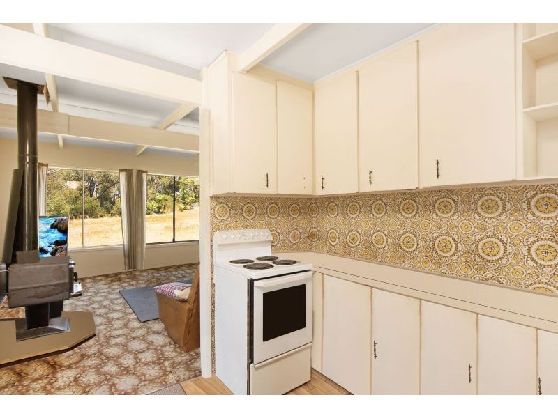 305 Summerhayes Road, Wyee NSW 2259