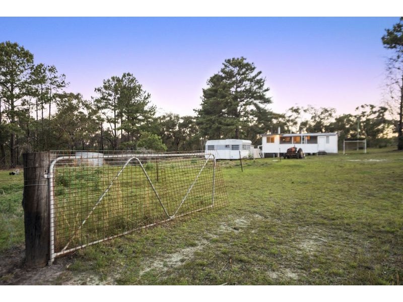 305 Summerhayes Road, Wyee NSW 2259